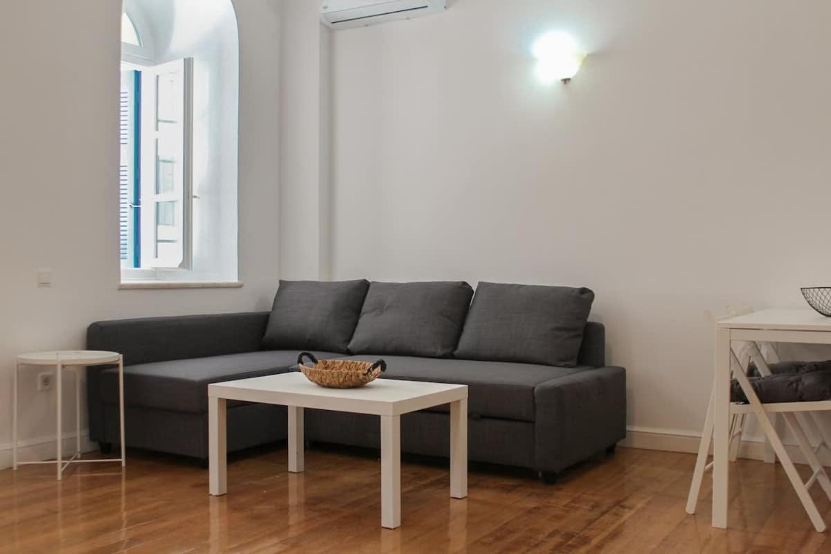 Hidden Gem Convenient & Spacious Apartment